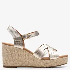 CLARKS - Sandalia Mujer Cuero Dorado