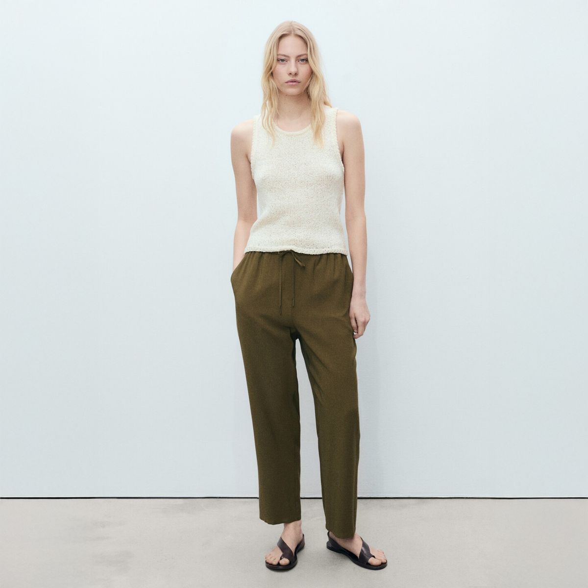 MANGO - Pantalón Fluido Cintura Elástica Mujer Mango