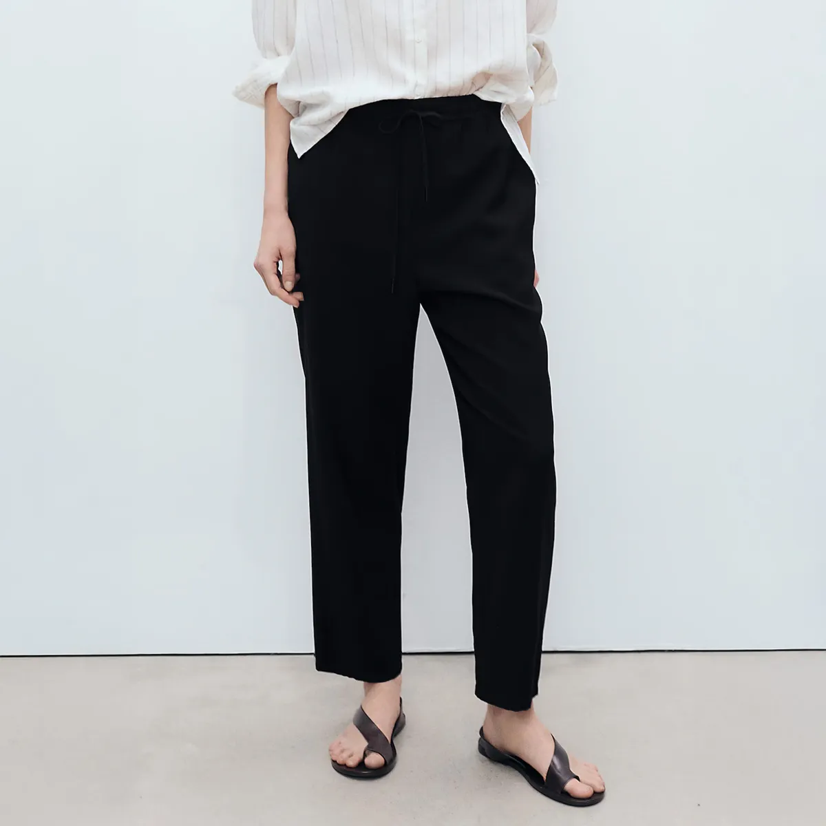 MANGO - Pantalón Fluido Cintura Elástica Mujer Mango