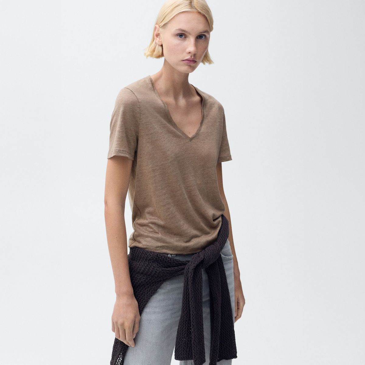 MANGO - Polera Lino Cuello Pico Mujer Mango