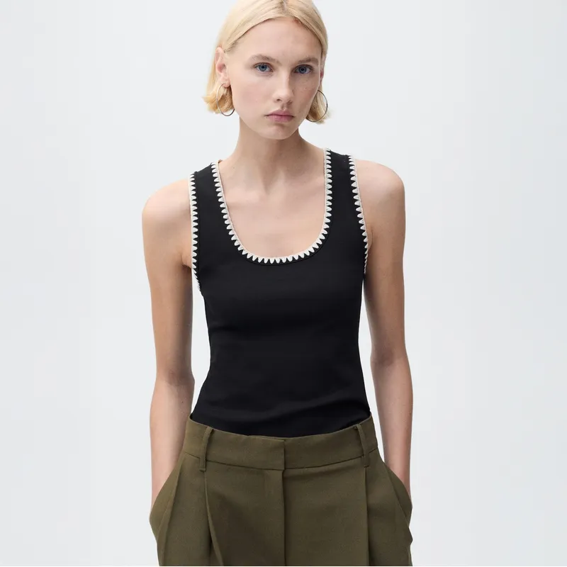 MANGO - Top Escotado Ribetes En Contraste Mujer Mango