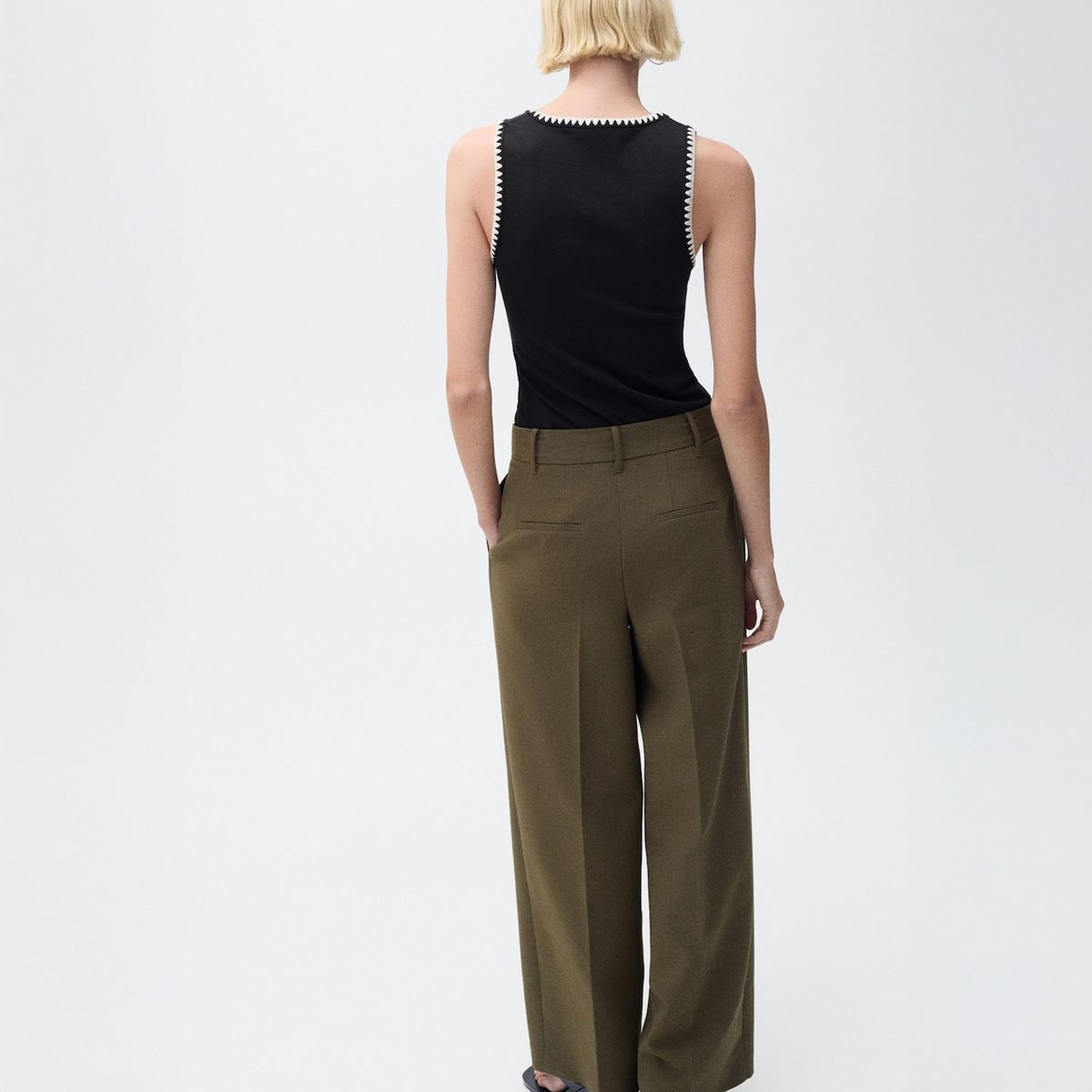 MANGO - Top Escotado Ribetes En Contraste Mujer Mango