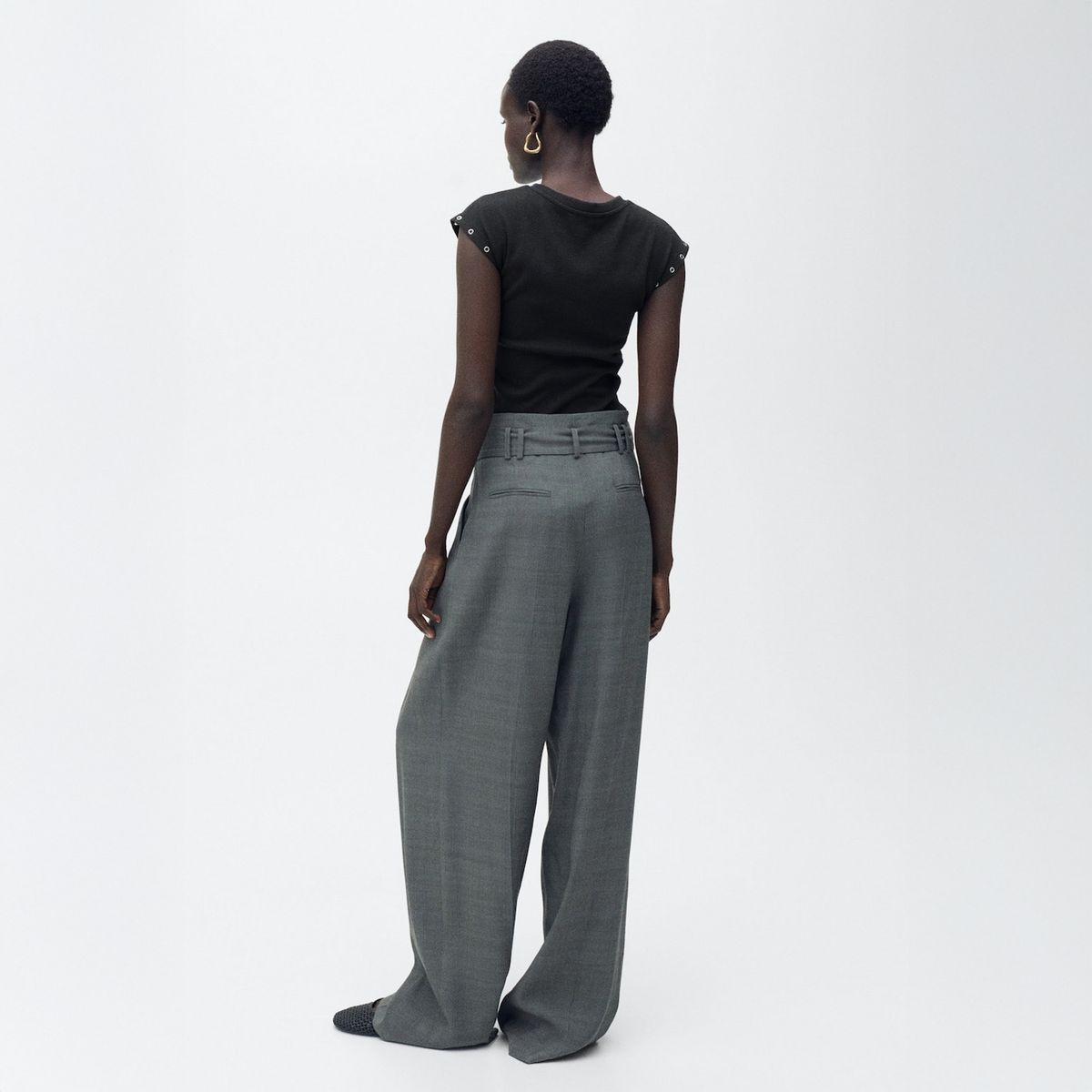 MANGO - Polera Canalé Ribete Troquelado Mujer Mango