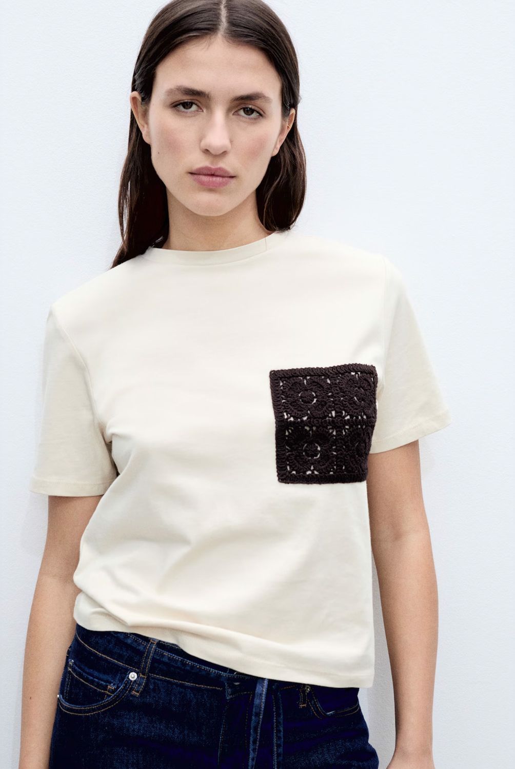 MANGO - Polera Manga Corta Bolsillo Crochet Mujer Mango