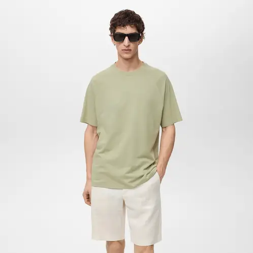 MANGO MAN - Polera Circo Relaxed Fit Manga Corta Hombre