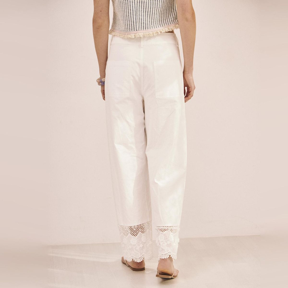 NKN - Pantalón Recto Detalles Bordados Mujer Nkn