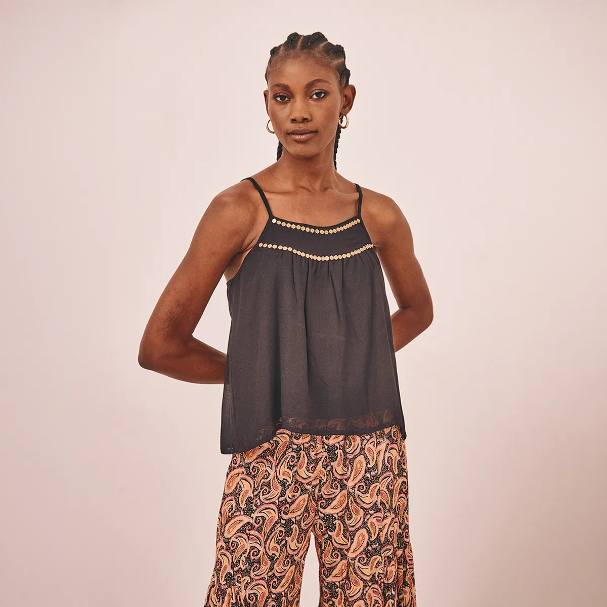 NKN - Polera Tirantes Detalles Lentejuelas Mujer Nkn