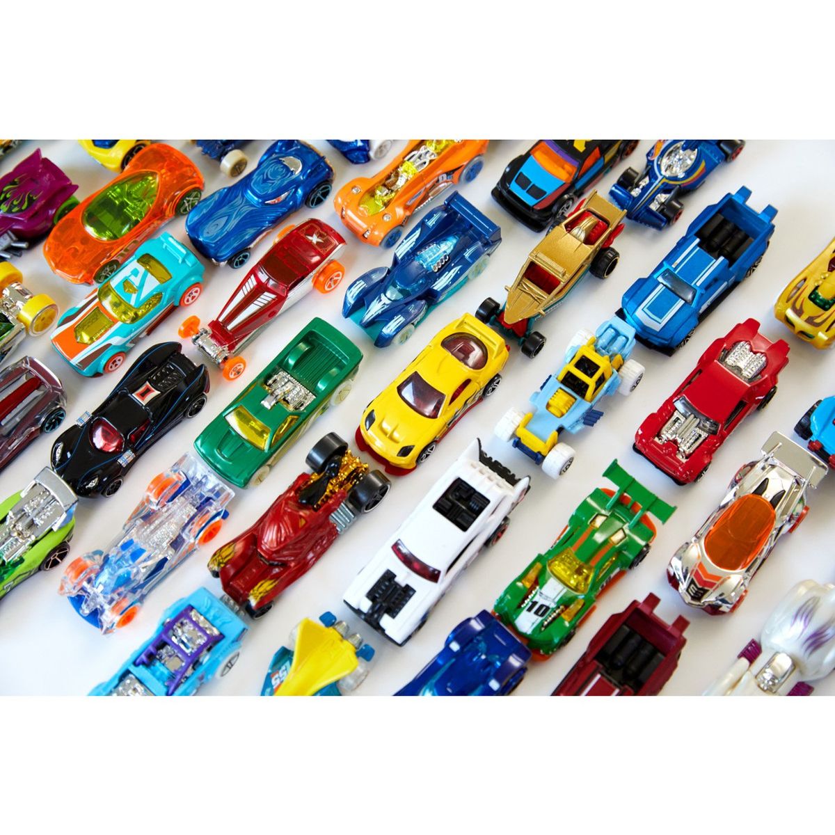 HOT WHEELS - Diecast Paquete de 50 Autos Sorpresa Hot Wheels
