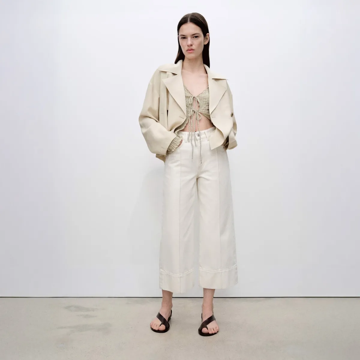 MANGO - Jeans Wideleg Crop Costuras Mujer Mango