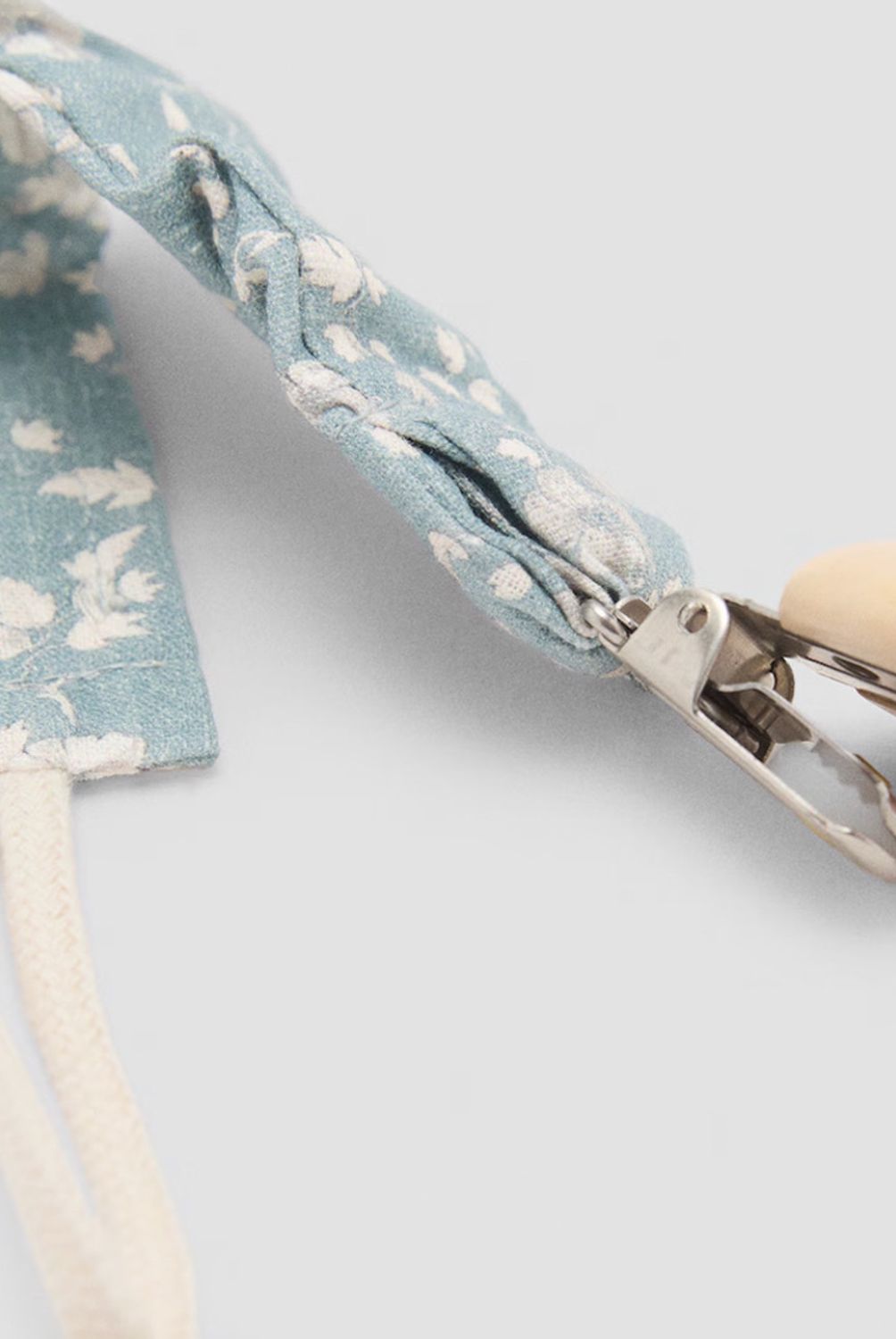 MANGO KIDS - Portachupete Broche Estampado Unisex bebé Mango Kids