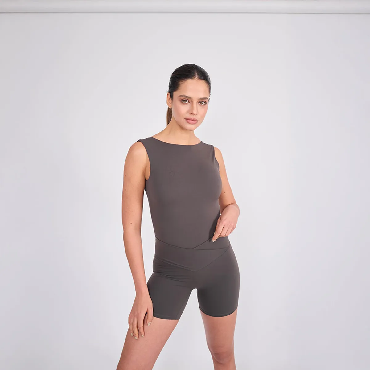 LGND - Polera Deportiva Open Back Mujer Lgnd