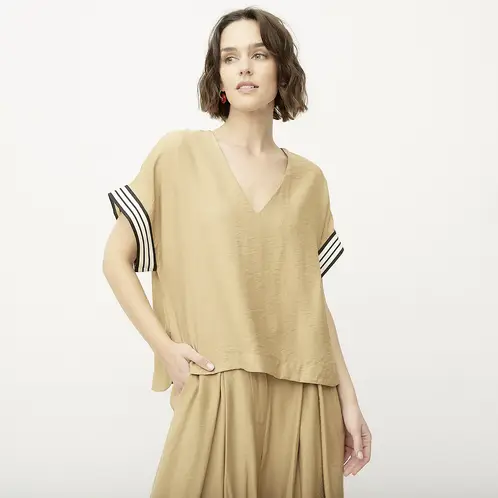 DIXIE - Polera Manga Corta Cuello en V Mujer
