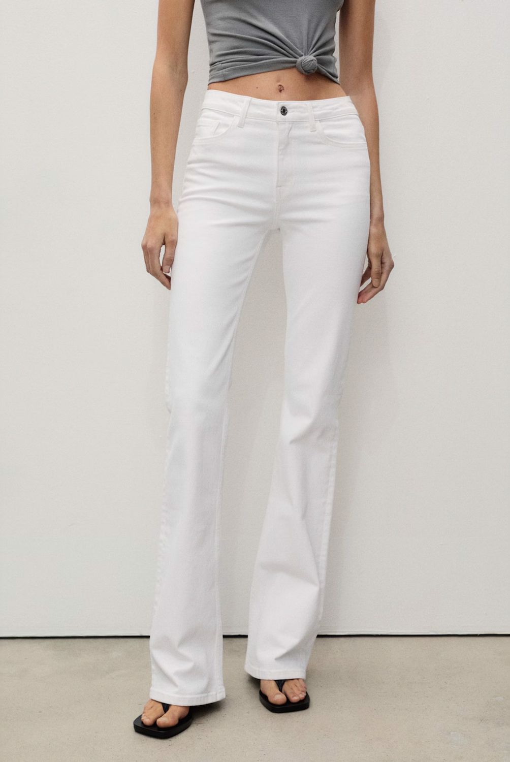 MANGO - Jeans Fiona Flare Tiro Medio Mujer Mango