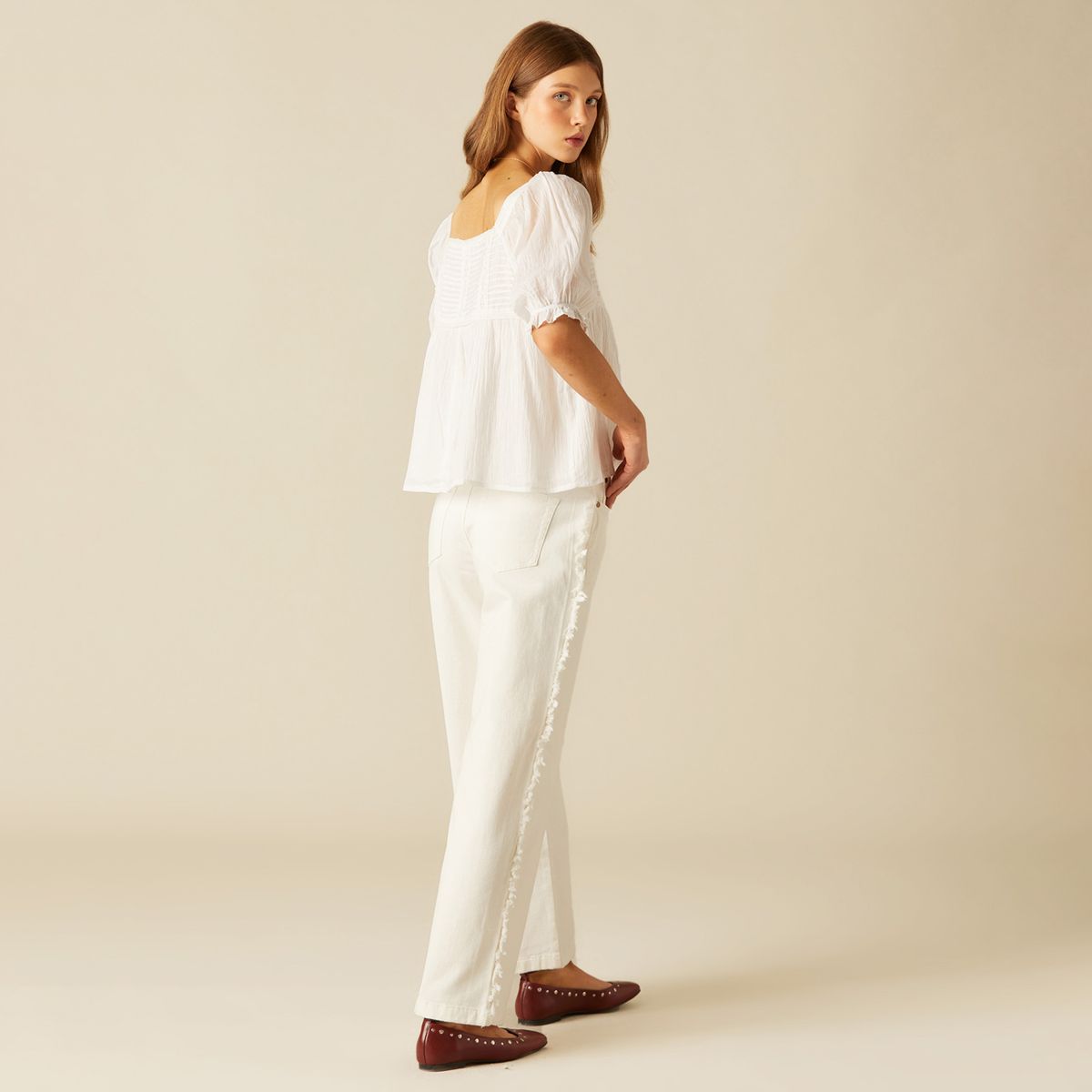 NICOLI - Blusa Cuadrado Encajes Blanca Mujer Nicoli