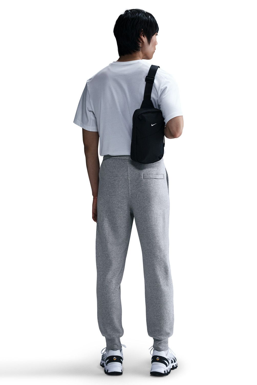 NIKE - Pantalón De Buzo Club Bb Jogger Hombre Nike