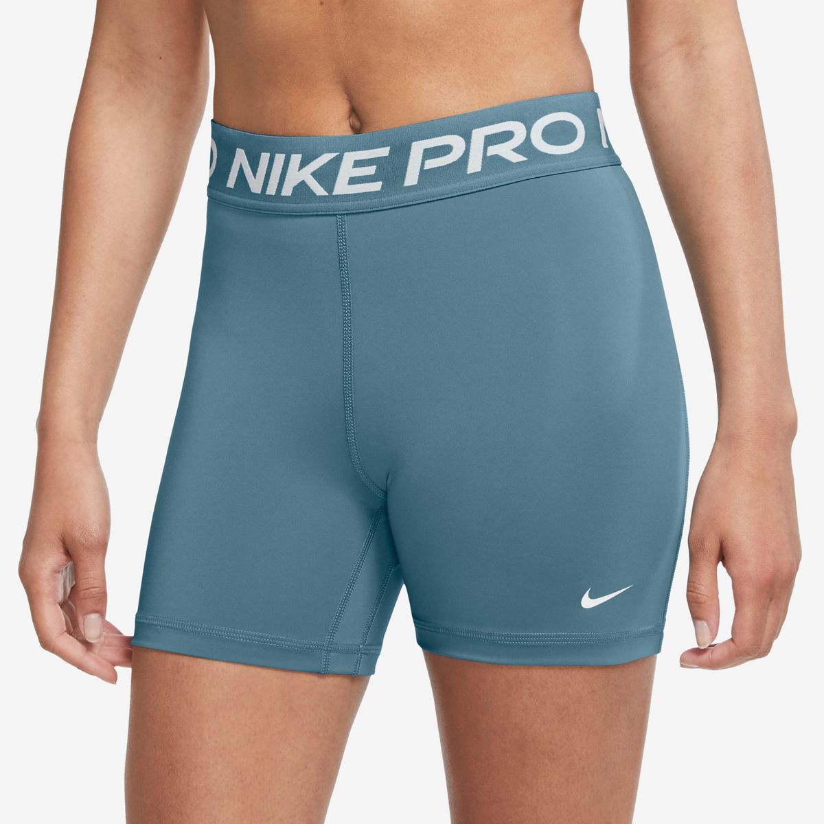 NIKE - Calza Corta Deportiva Training Regular Fit Mujer Nike