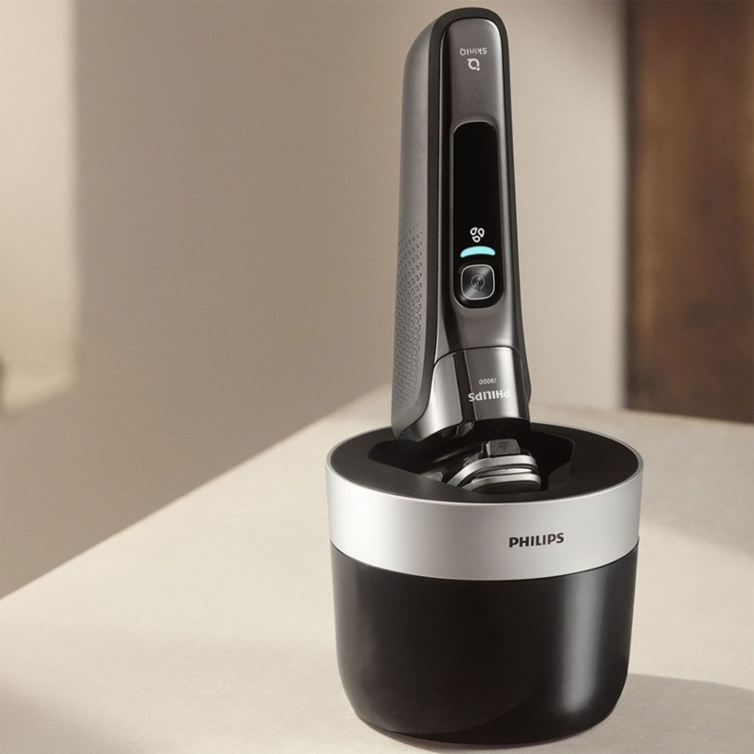 PHILIPS Afeitadora Philips con IA Serie i9000 X9002/30 | Falabella