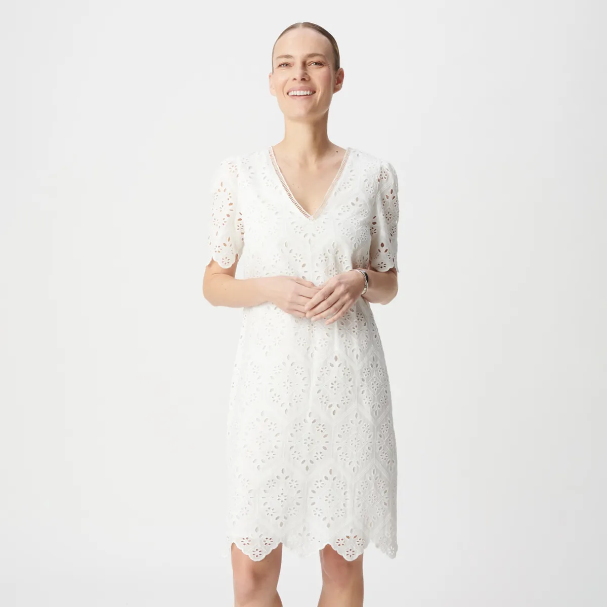 IKKS - Vestido Corto Bordado IKKS