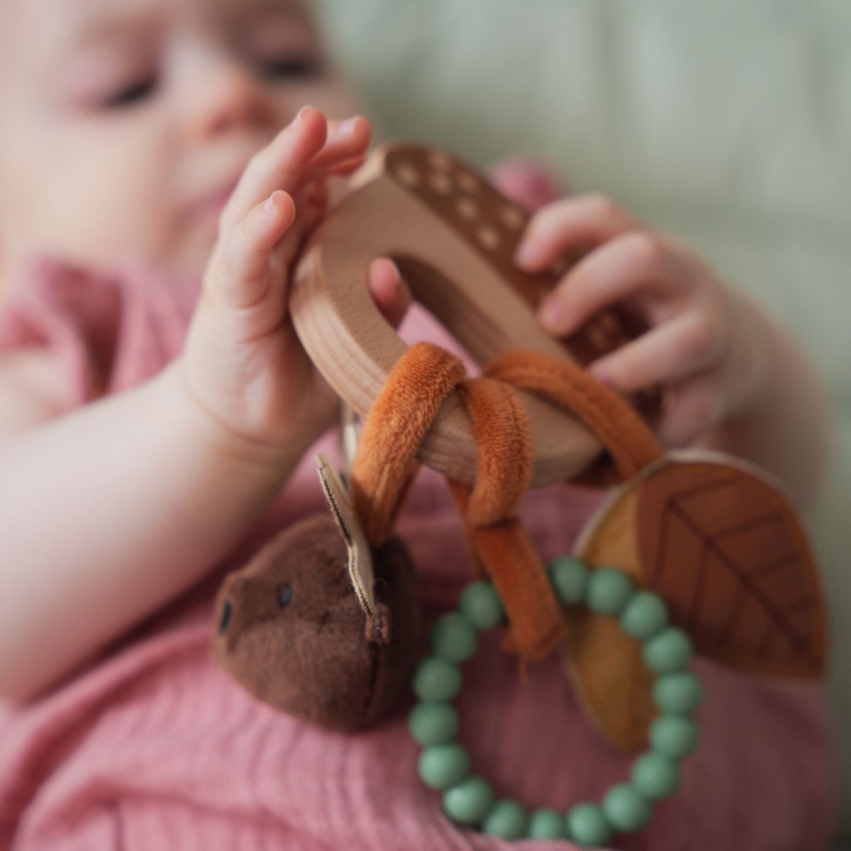 LITTLE BIG FRIENDS - Sonajero de Madera Bosque Little Big Friends