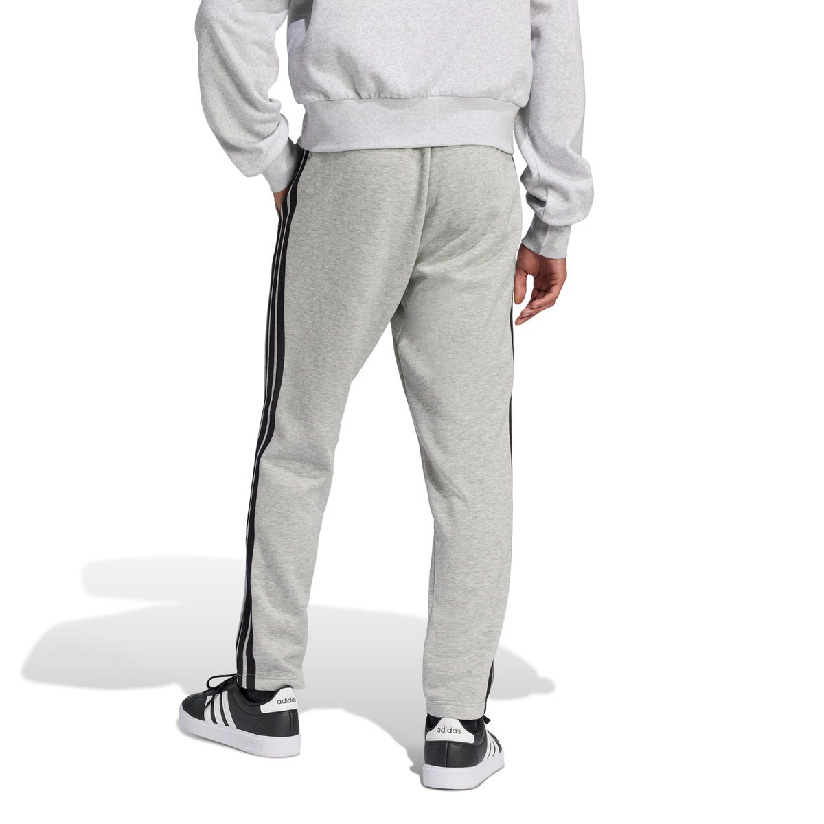 ADIDAS - Pantalón Buzo Essentials Fleece 3 Tiras Hombre Adidas