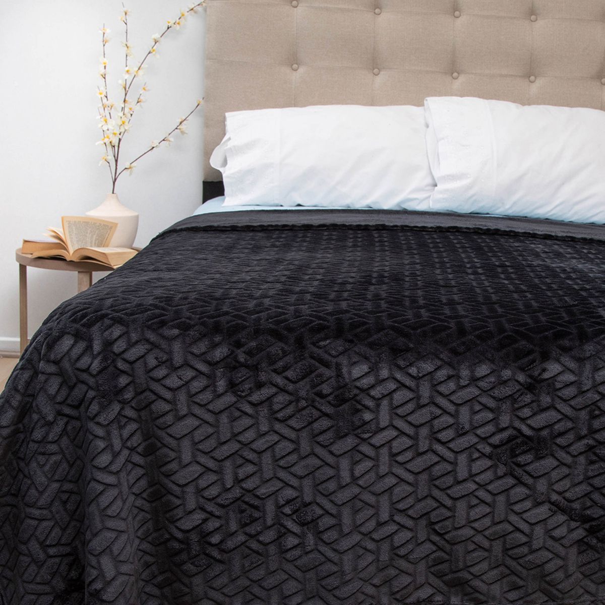 DORAL - Frazada Flannel Outboss 2 Plazas Negro Doral