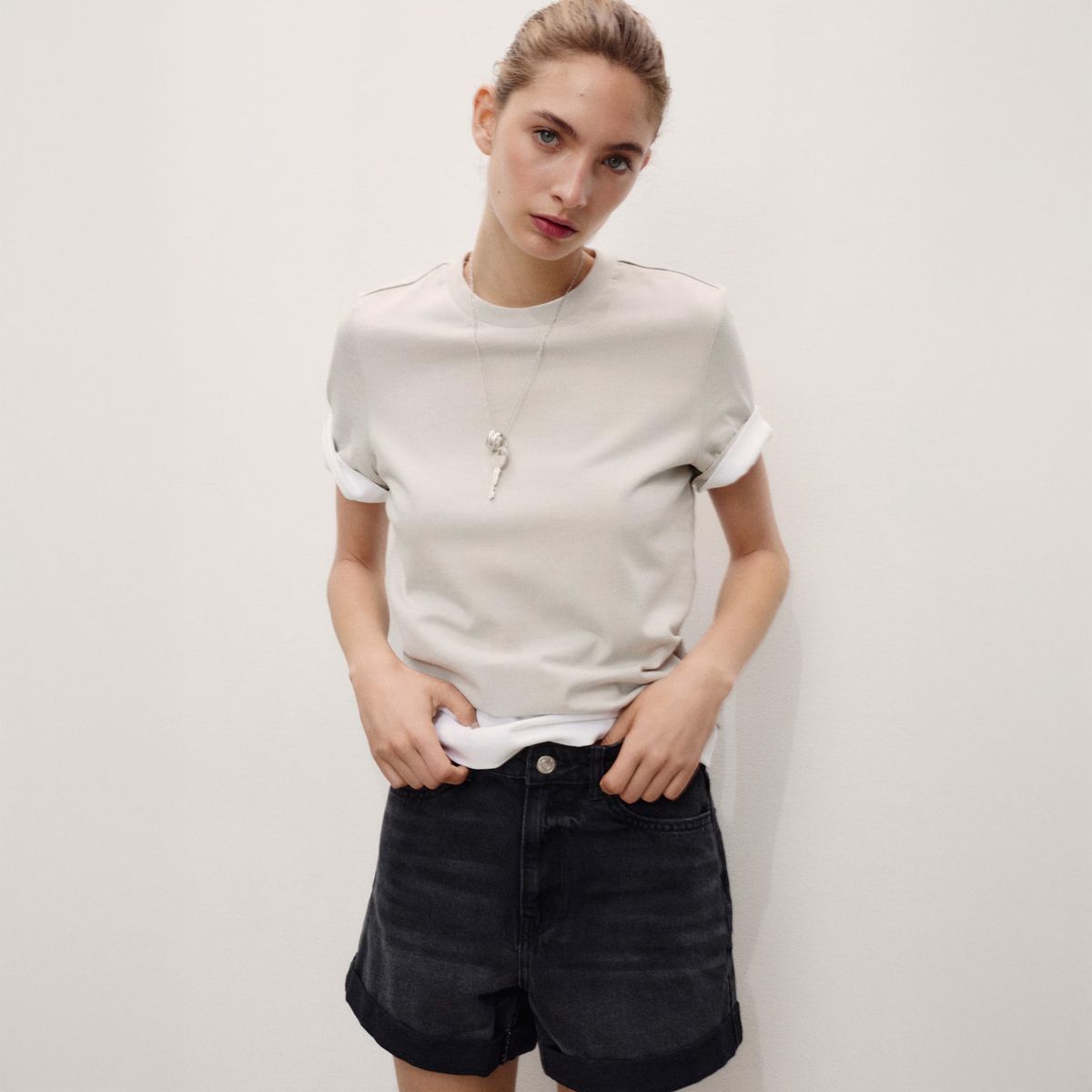 MANGO - Short Denim Mom-Fit Tiro Alto Mujer Mango