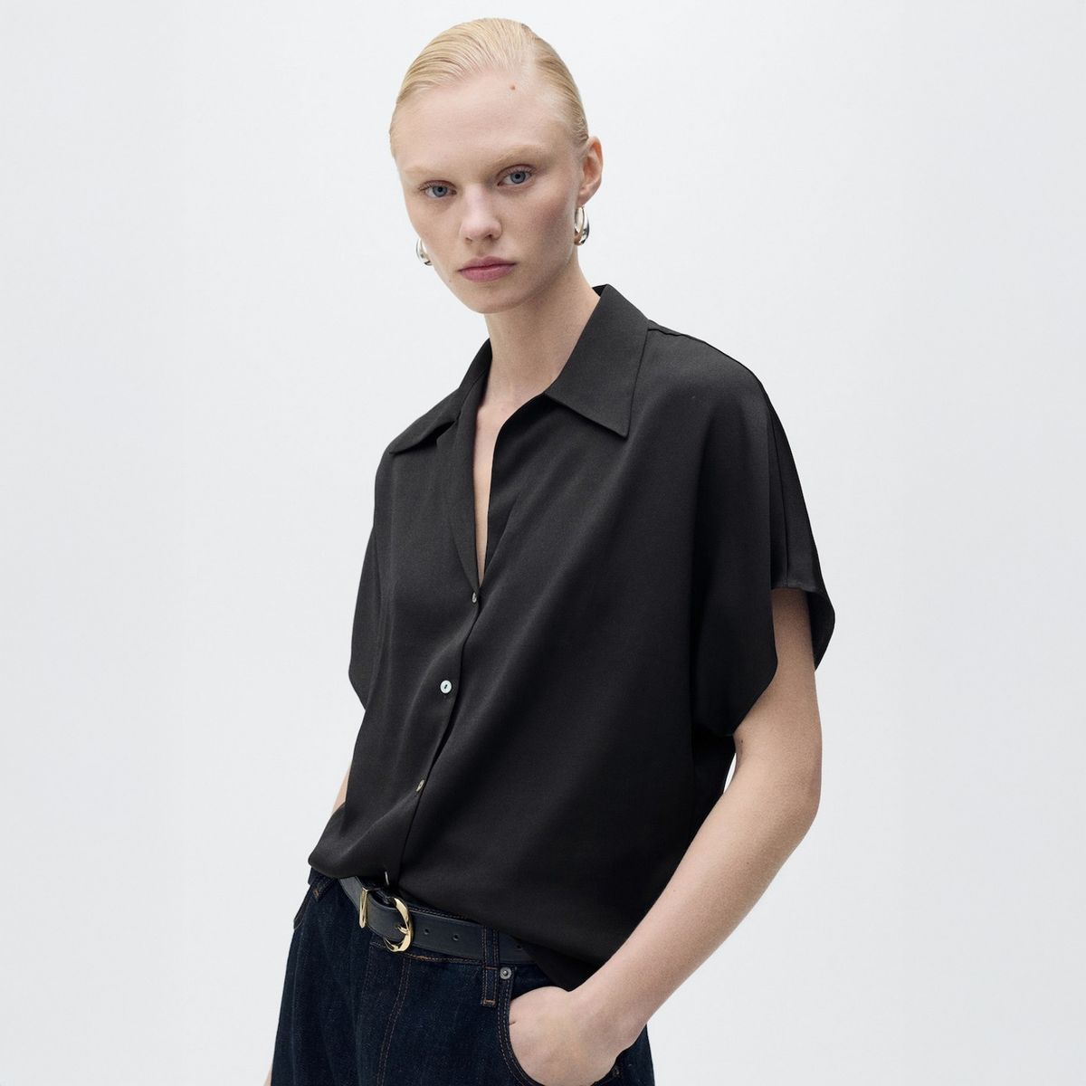 MANGO - Blusa Satinada Manga Corta Mujer Mango