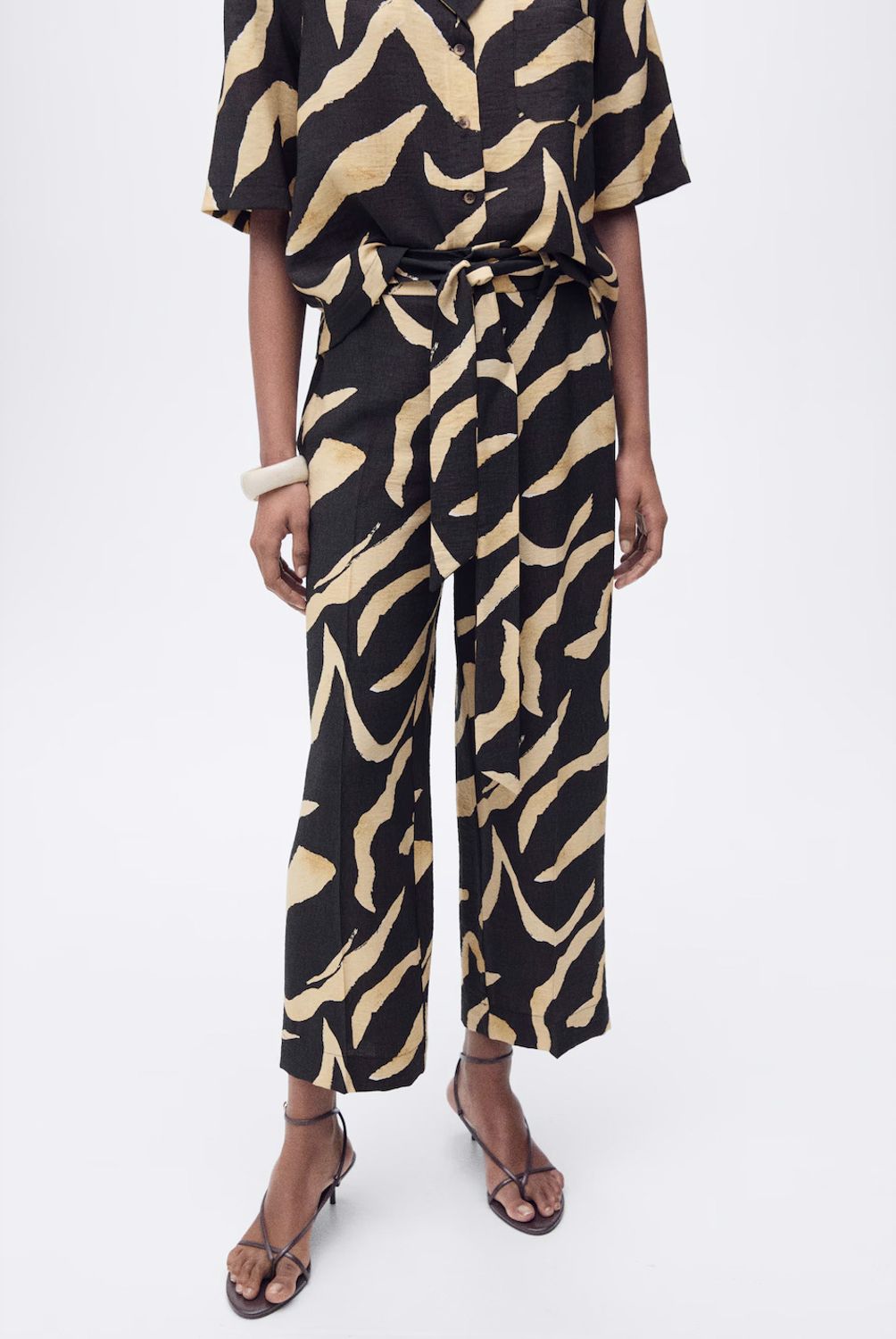 MANGO - Pantalón Recto Estampado Cinturón Mujer Mango