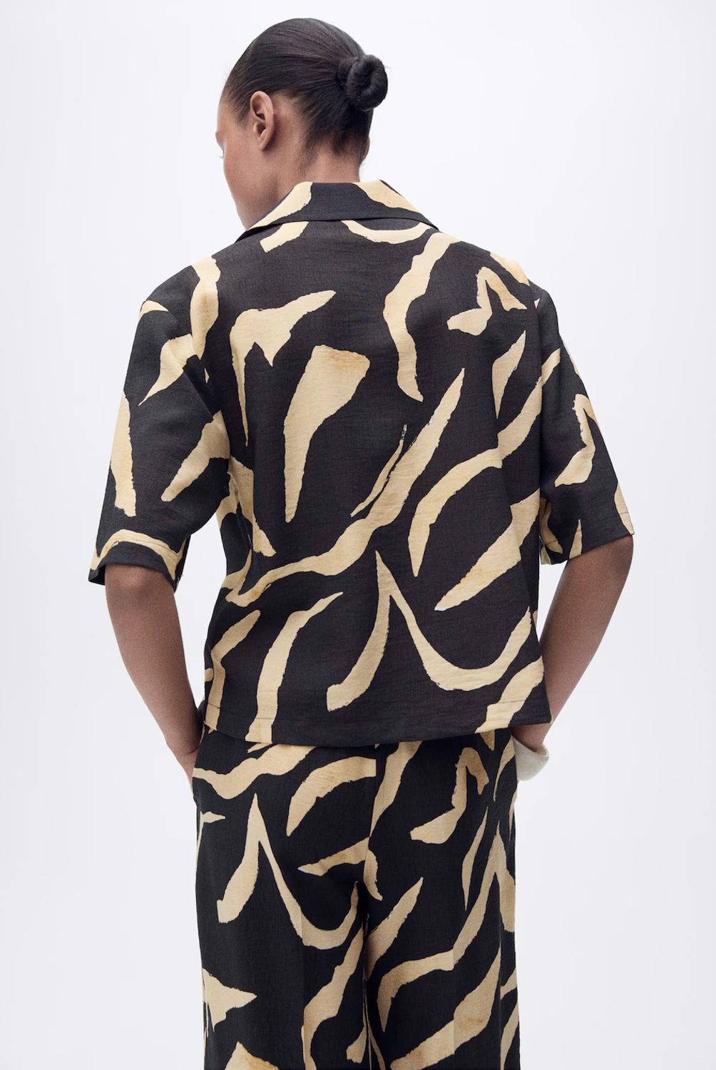 MANGO - Blusa Manga Corta Estampada Mujer Mango