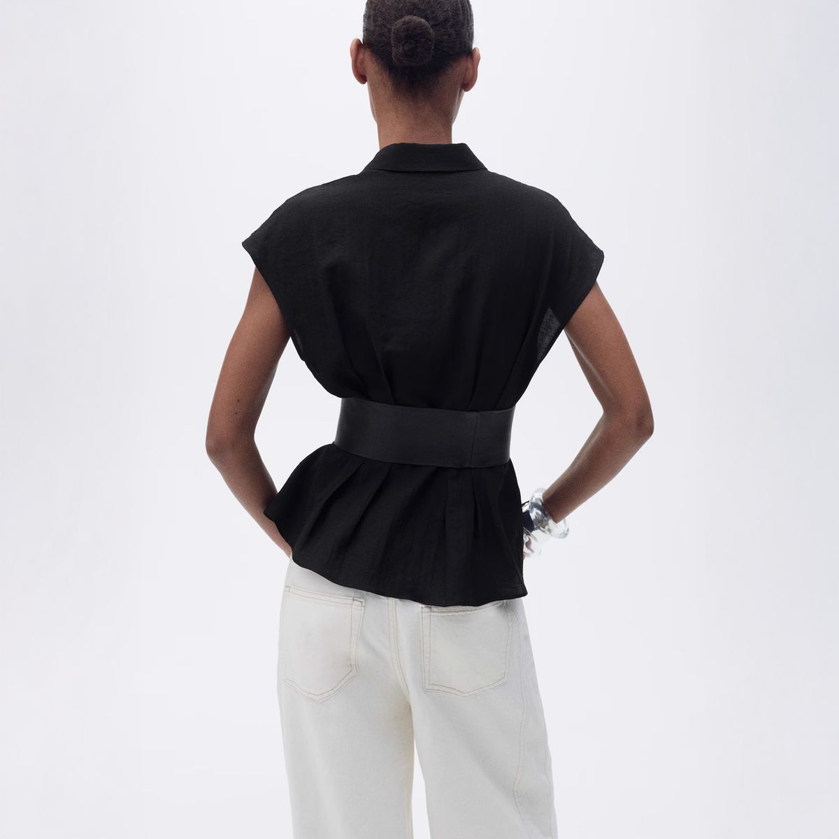 MANGO - Blusa Pinzas Manga Corta Mujer Mango