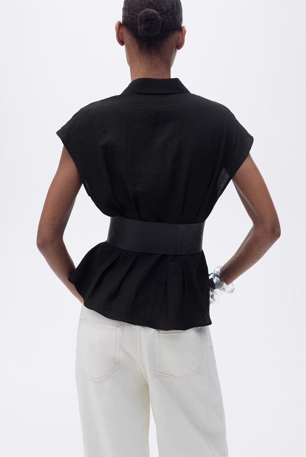 MANGO - Blusa Pinzas Manga Corta Mujer Mango