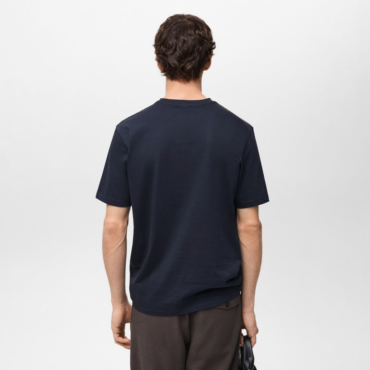 MANGO MAN - Polera Gallery Estampada 100% Algodón Regular Fit Hombre Mango Man