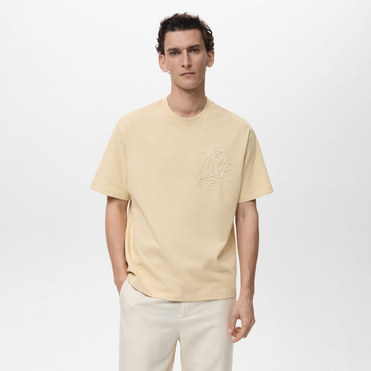 MANGO MAN - Polera Palm 100% Algodón Bordada Regular Fit Hombre Mango Man