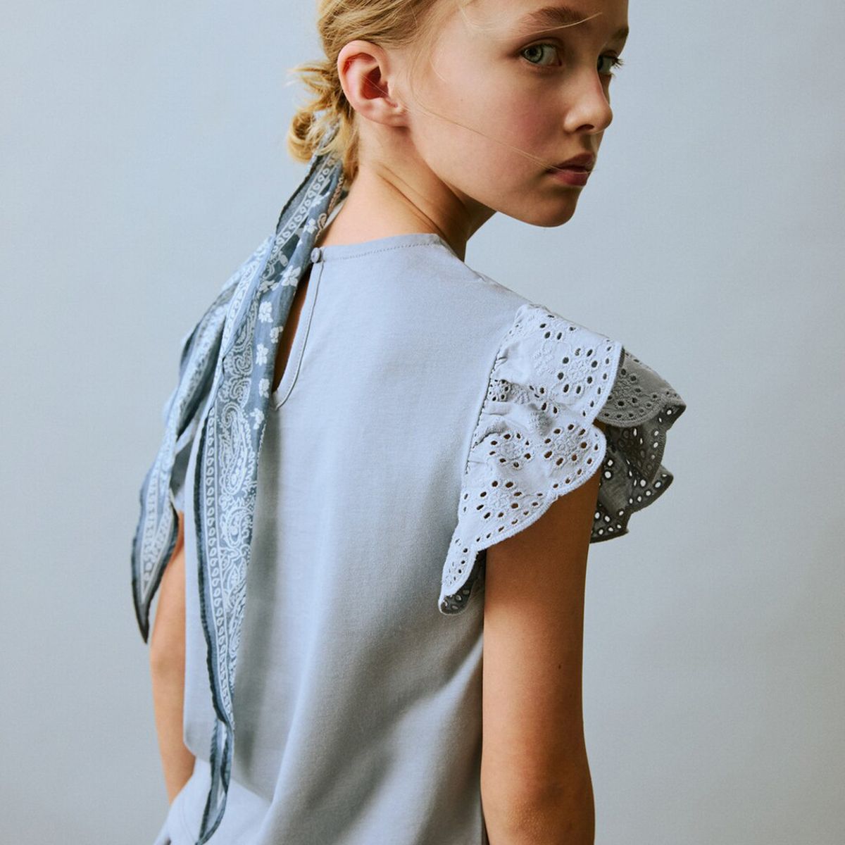 MANGO KIDS - Polera Volantes Bordados Niña Mango Kids