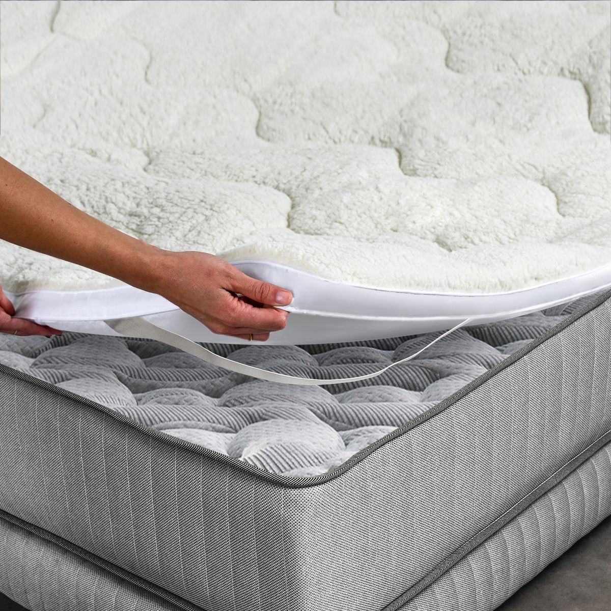 AMERICAN FAMILY - Topper Sherpa 1.5 Plazas Liso