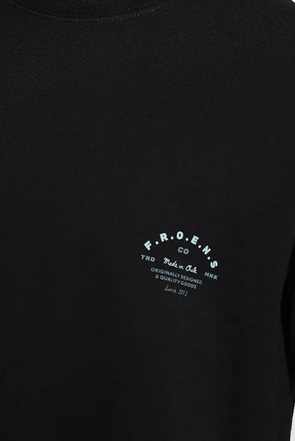 FROENS - Polera Manga Corta Logo Froens Algodón Orgánico Hombre Froens