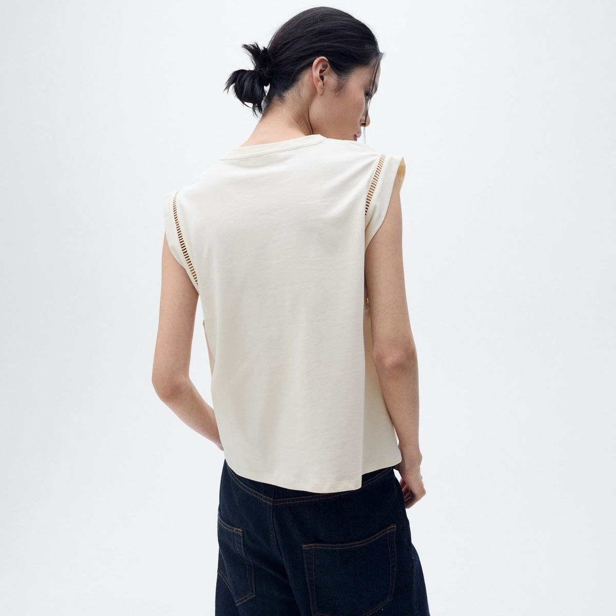 MANGO - Polera Algodón Ribetes Calados Mujer Mango