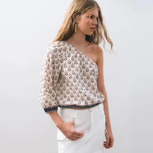 BROWNIE - Blusa Asimétrica Block Print Mujer