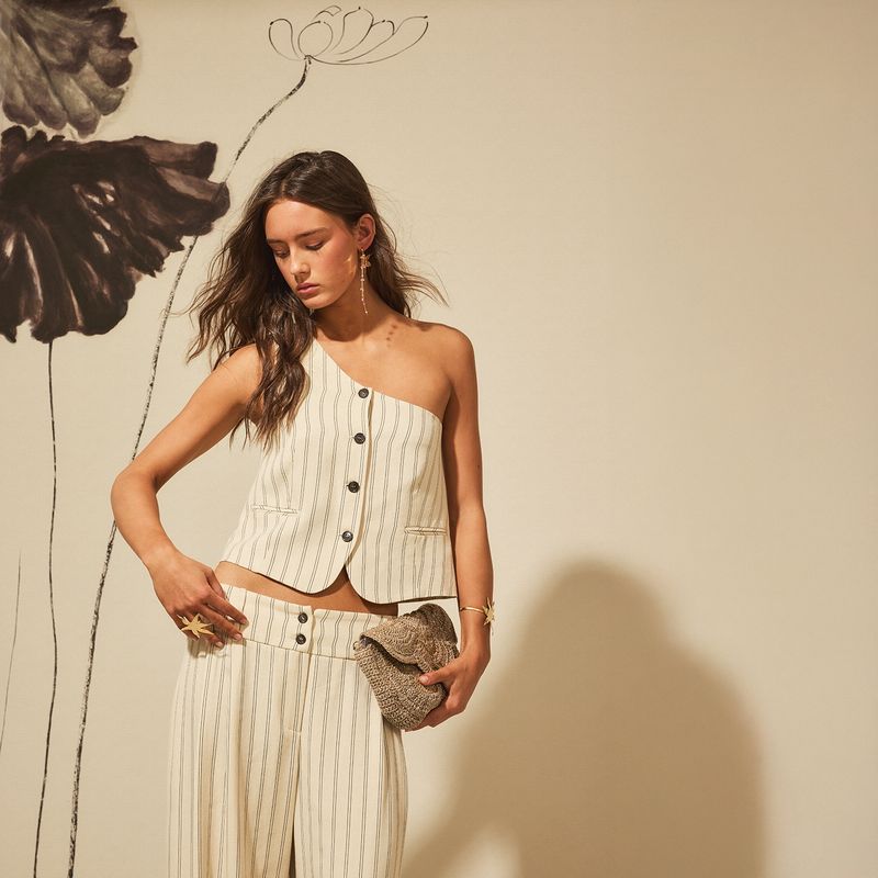 NICOLI - Top Asimétrico Crudo Raya Mujer Nicoli