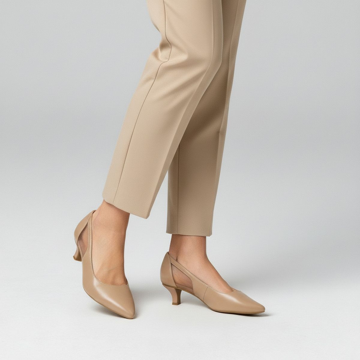 CLARKS - Zapato Formal Mujer Cuero Beige Clarks