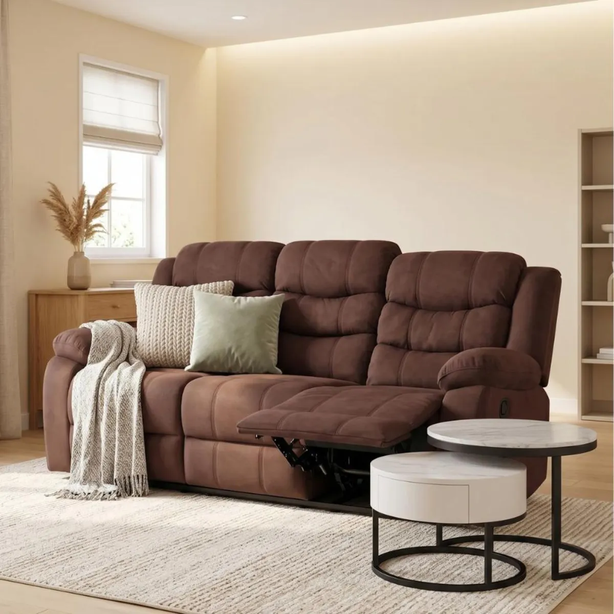 DANIELS - Sofá 3 Cuerpos Reclinable Café Portavasos Laredo - Daniels