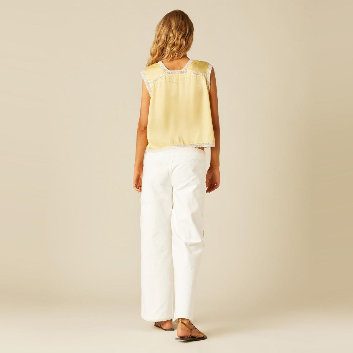 NICOLI - Top Satinado Encajes Amarillo Mujer Nicoli