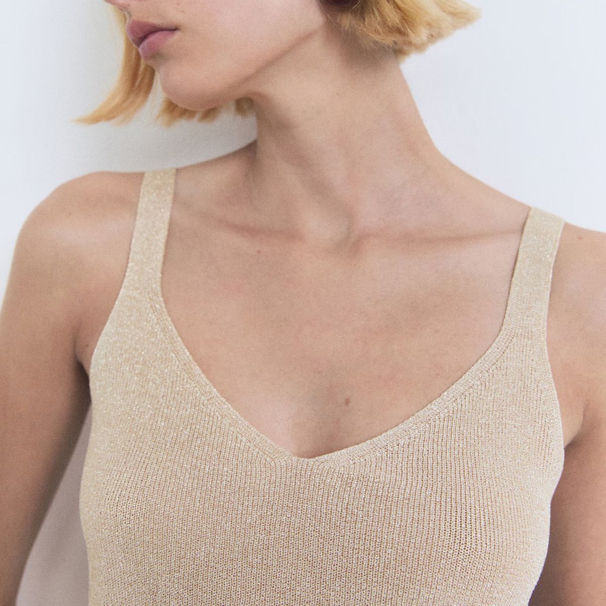 MANGO - Polera Punto Lúrex Cuello Pico Mujer Mango