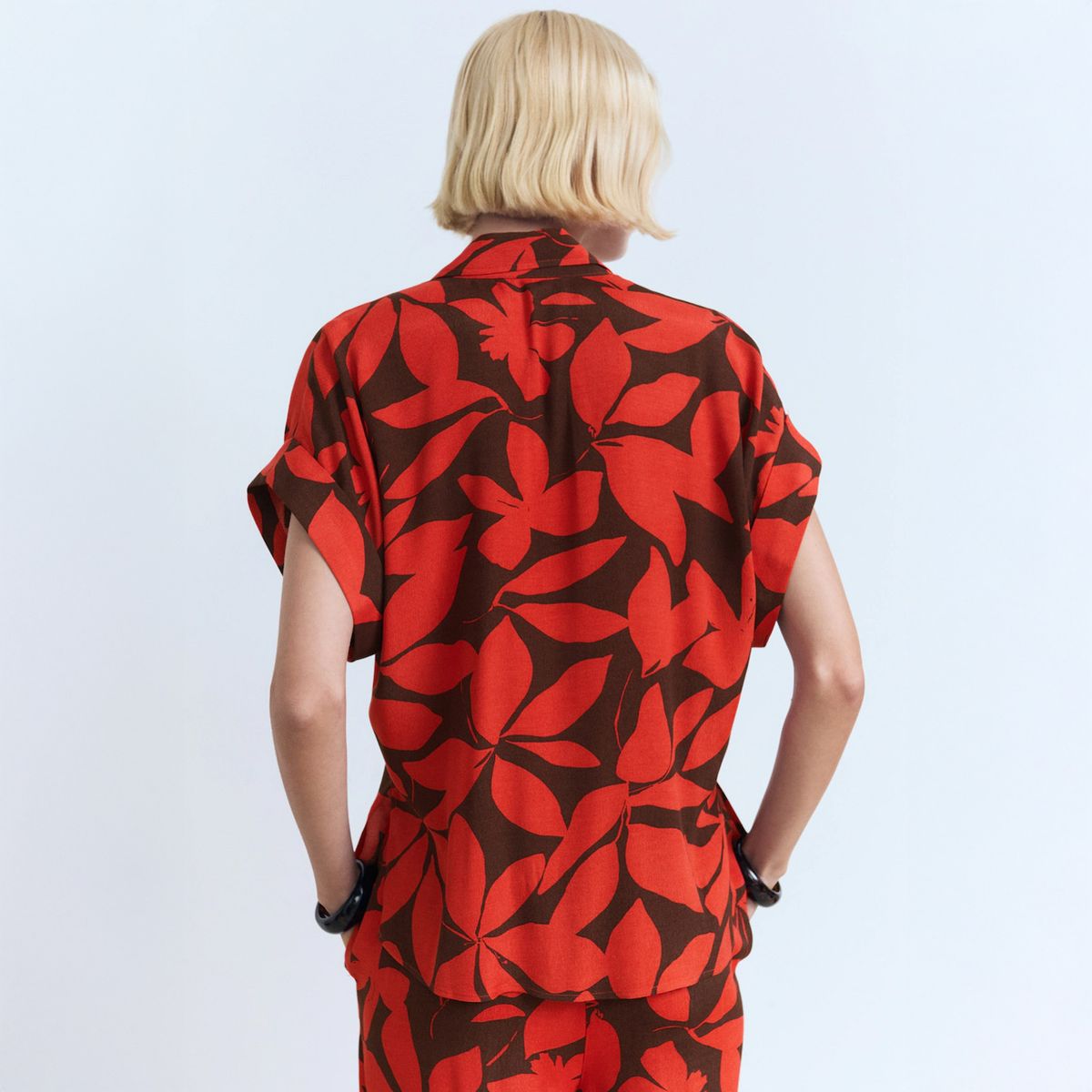 MANGO - Blusa Manga Corta Estampada Mujer Mango