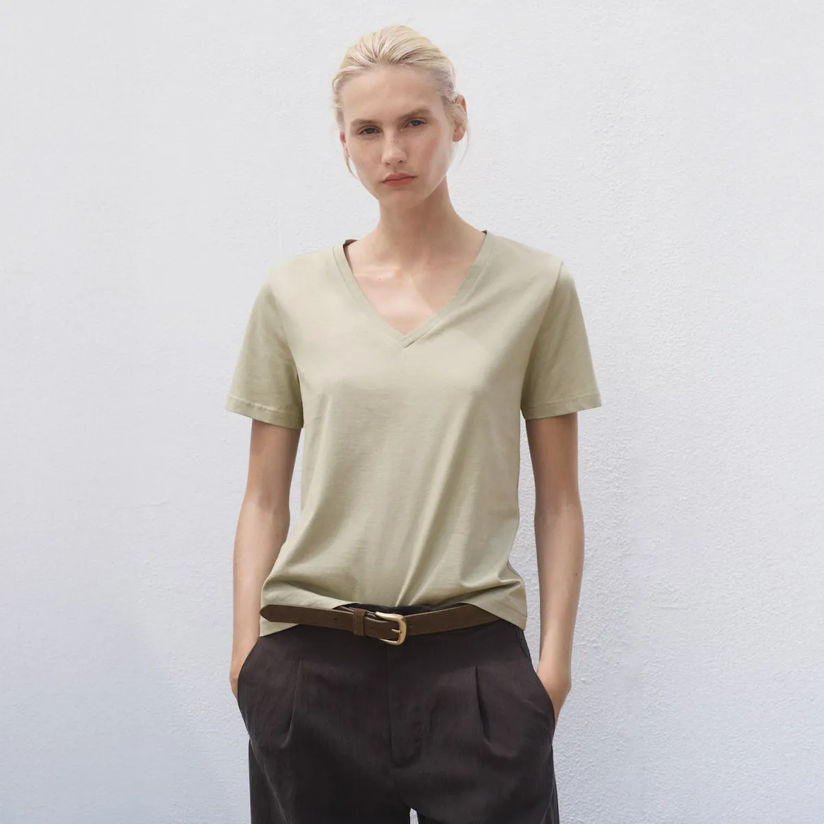 MANGO - Polera Algodón Cuello Pico Mujer Mango