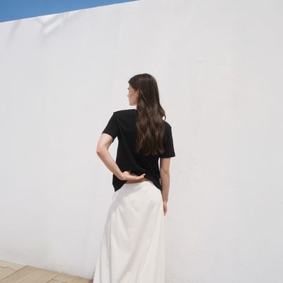 Imagen 2 del producto Polera Algodón Cuello Pico Mujer