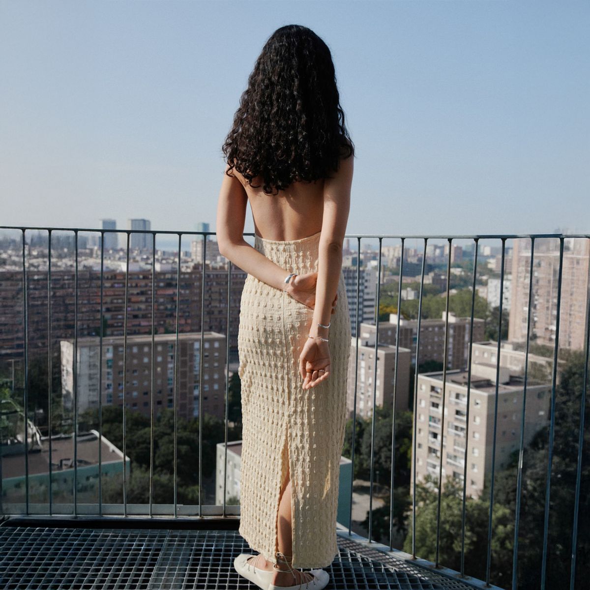 MANGO - Vestido Crepé Cuello Halter Mujer Mango