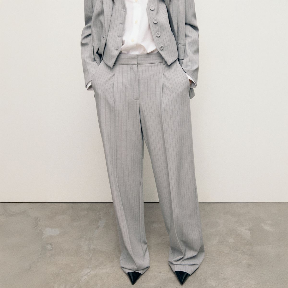 MANGO - Pantalón Traje Raya Diplomática Mujer Mango