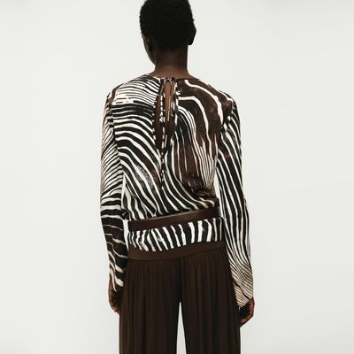 Imagen 2 del producto Blusa Estampado Cebra Mujer