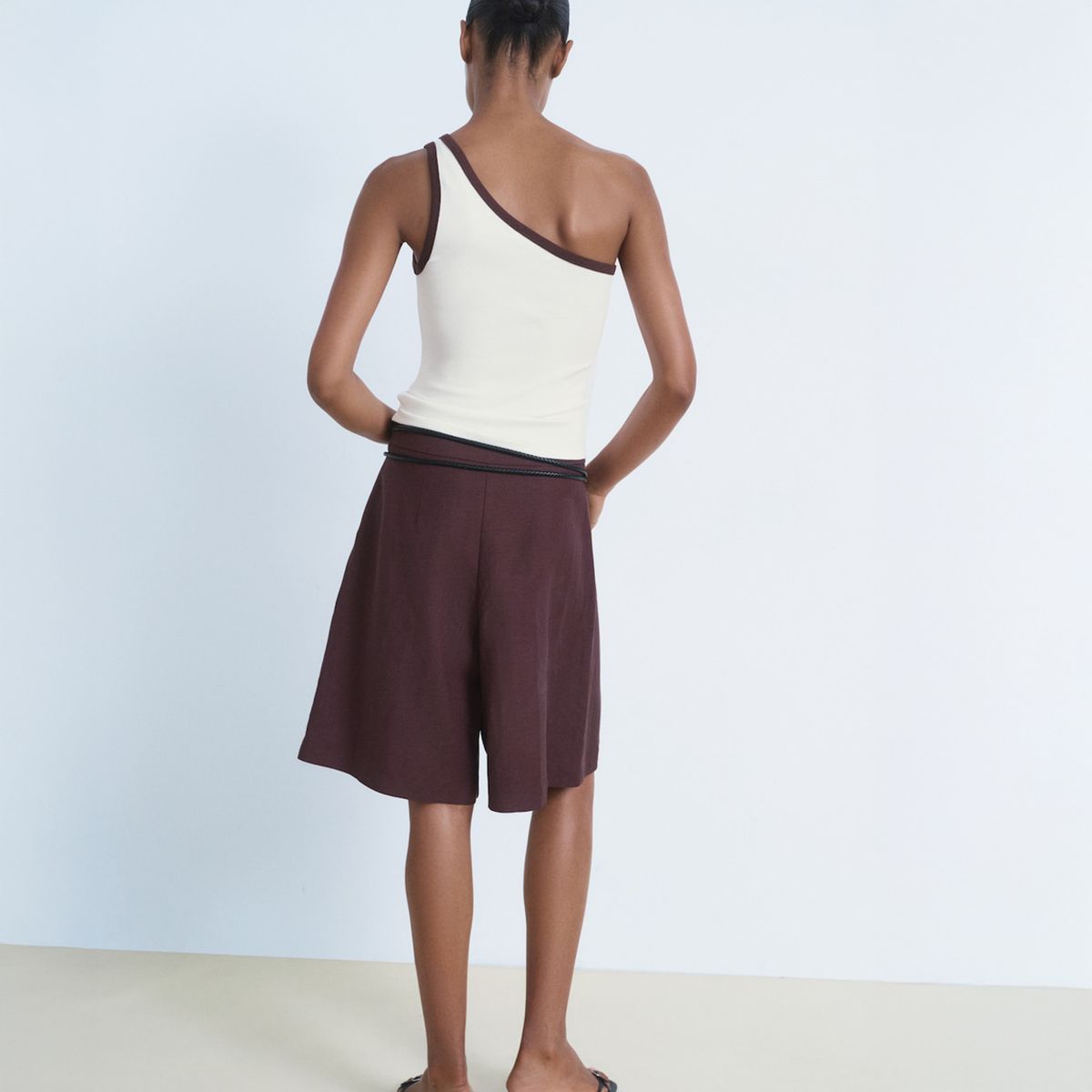 MANGO - Polera Asimétrico Ribete Contraste Mujer Mango